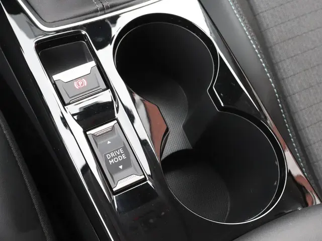 Peugeot 208 1.2 PureTech 101pk Allure Pack 2023 Benzine 33