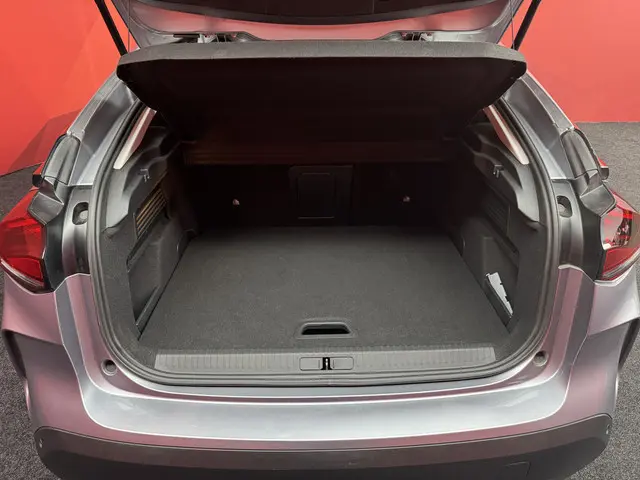 Citroën C4 1.2 Puretech Shine 2022 Benzine 14