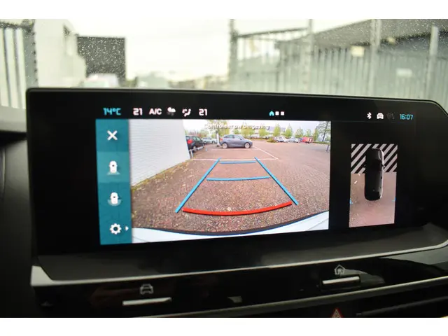 Citroën C4 Puretech 130 EAT8 Plus 2024 Benzine 4