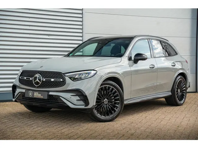 Mercedes-Benz GLC 220d 4MATIC AMG Line 2024 Diesel 31