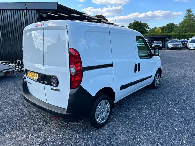 Fiat Doblò Cargo 1.6 MJ L1H1 2020 Diesel 6