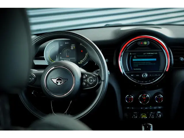 MINI Electric Mini Essential 33 kWh 2020 Elektrisch 36