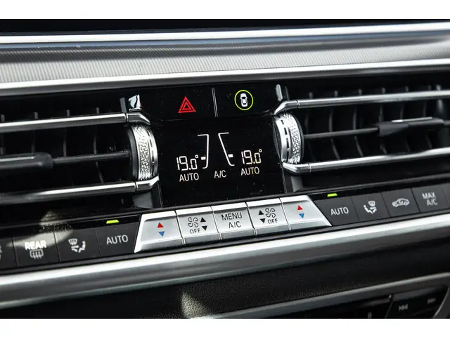 BMW X5 xDrive45e 2021 Hybride Benzine 47