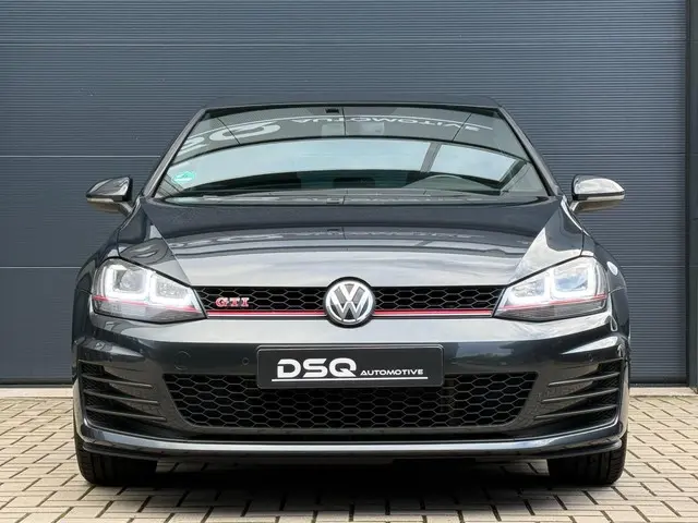 Volkswagen Golf 2.0 TSI GTI Performance 2014 Benzine 23