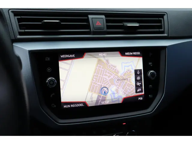 SEAT Arona 1.0 TSI Style Business Intense 2019 Benzine 10