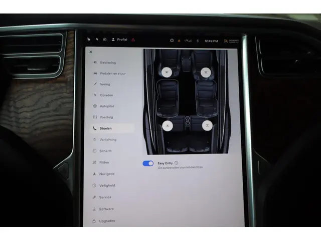 Tesla Model X 90D Base 6p. 2017 Elektrisch 31