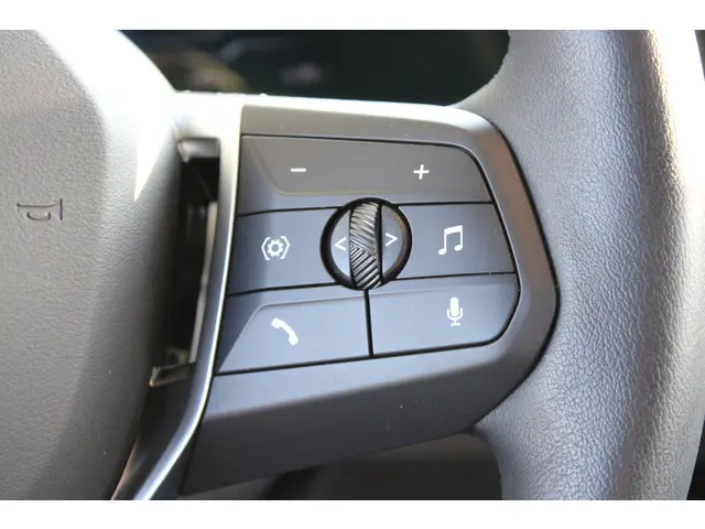 BMW iX2 eDrive20 2025 Elektrisch 13