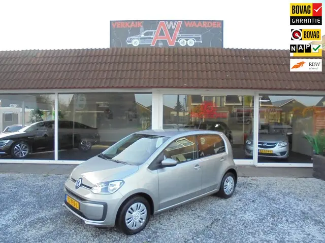 Volkswagen up! 1.0 BMT move up! 2018 Benzine 1