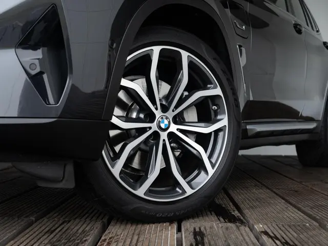 BMW X3 xDrive30e 2022 Hybride Benzine 15