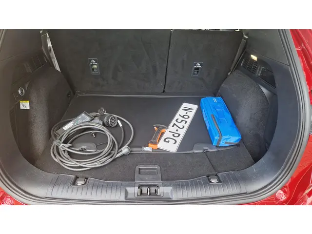 Ford Kuga 2.5 PHEV ST Line X 2020 Hybride Benzine 13