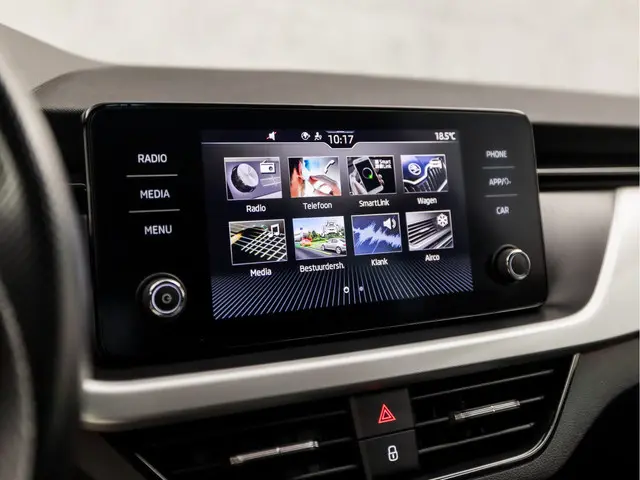 Škoda Kamiq 1.0 TSI Sport 2020 Benzine 26