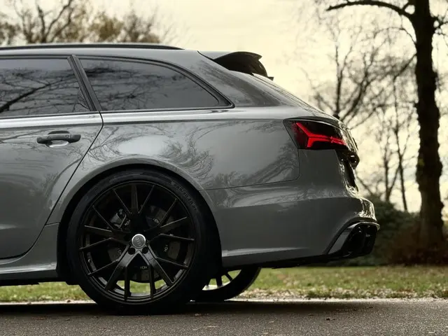 Audi RS6 Avant 4.0 TFSI RS 6 / Full options! 2014 Benzine 35