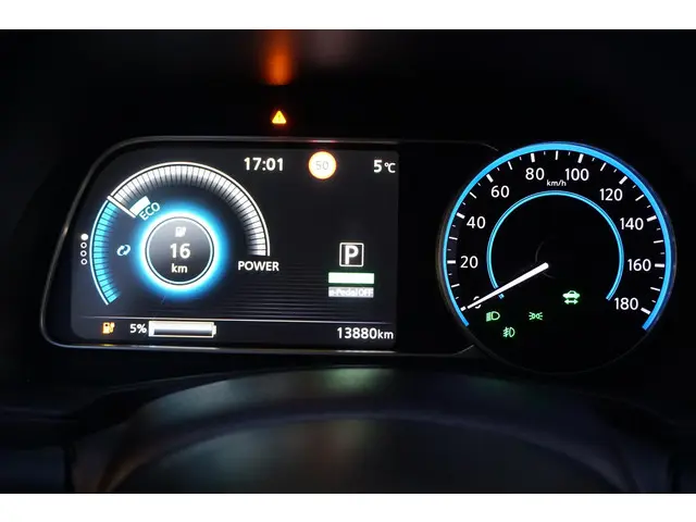 Nissan Leaf Tekna 39 kWh 2024 Elektrisch 37