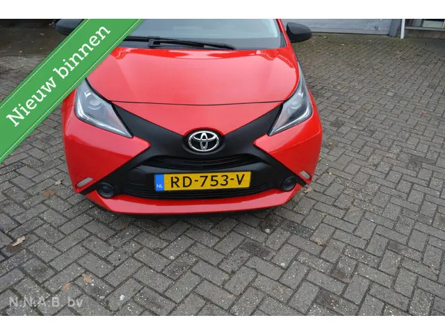 Toyota Aygo 1.0 VVT-i x 2017 Benzine 3