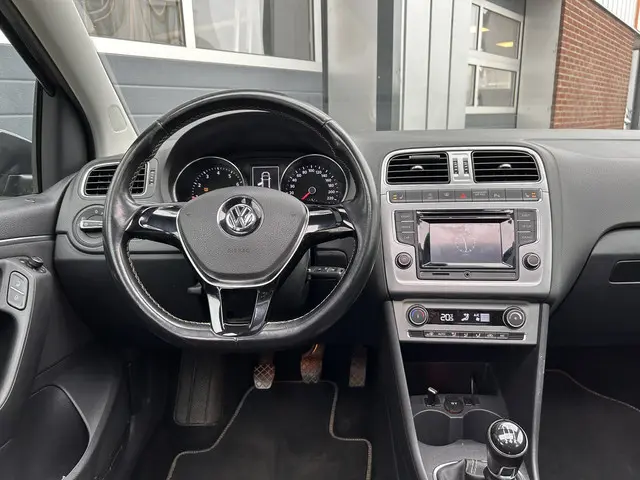 Volkswagen Polo 1.0 Lounge Edition 2015 Benzine 15