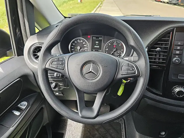 Mercedes-Benz Vito 116 CDI TOURER 2023 Diesel 12
