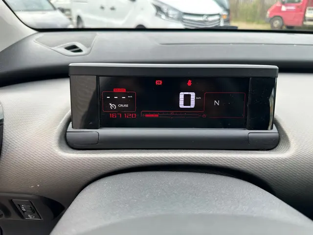 Citroën C4 Cactus 1.2 e-VTi Feel 2014 Benzine 11