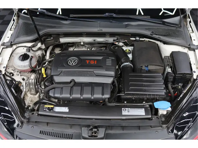 Volkswagen Golf 2.0 TSI GTI | 2013 Benzine 23