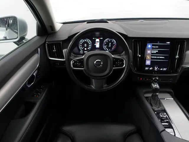 Volvo V90 2.0 T4 Inscription Aut- 2018 Benzine 6