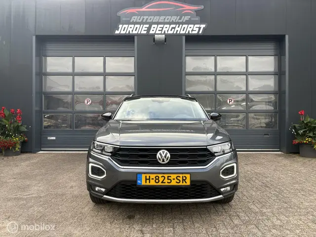 Volkswagen T-Roc 1.0 TSI Style Business 2019 Benzine 2