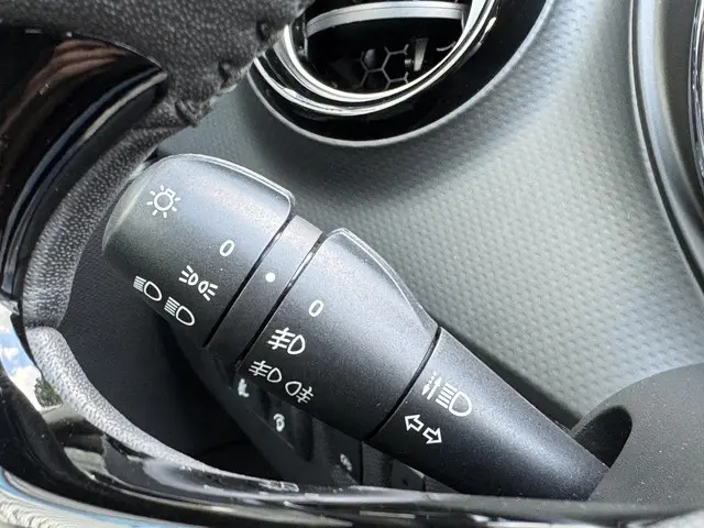 Renault Captur 0.9 TCe Expression 2016 Benzine 25