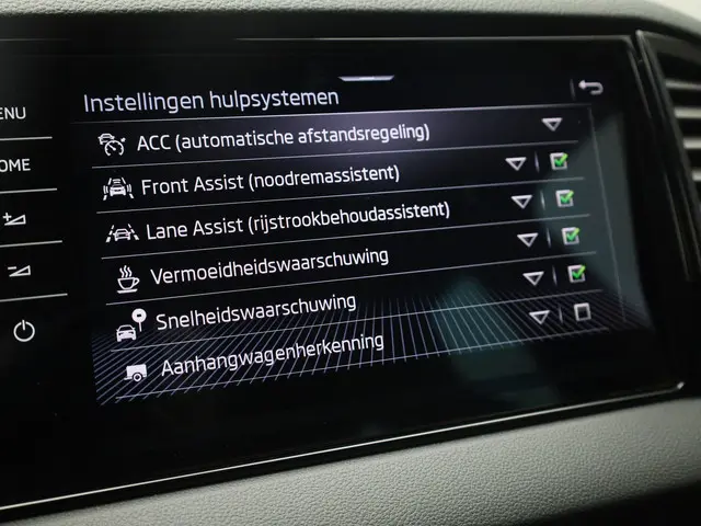 Škoda Karoq 1.5TSI/150PK ACT Sportline DSG 2025 Benzine 11