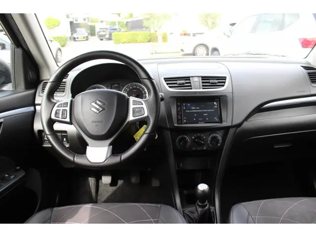Suzuki Swift 1.2 X-tra 5drs. EASSS 2015 Benzine 10