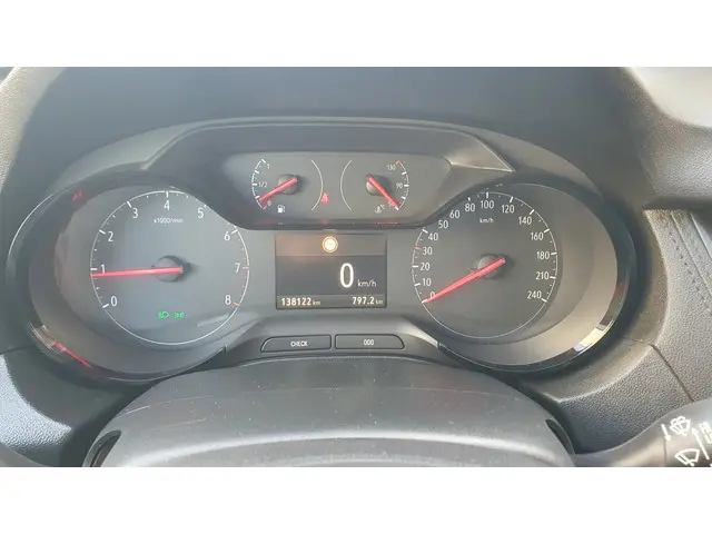 Opel Grandland X 1.2 Turbo Business + 2019 Benzine 28