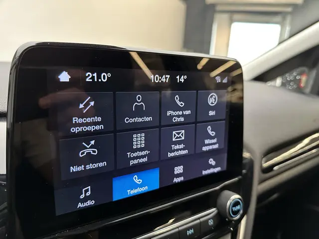 Ford Fiesta 1.0 EcoBoost Hybrid Titanium 2023 Benzine 26