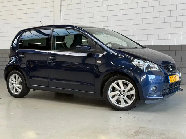 SEAT Mii