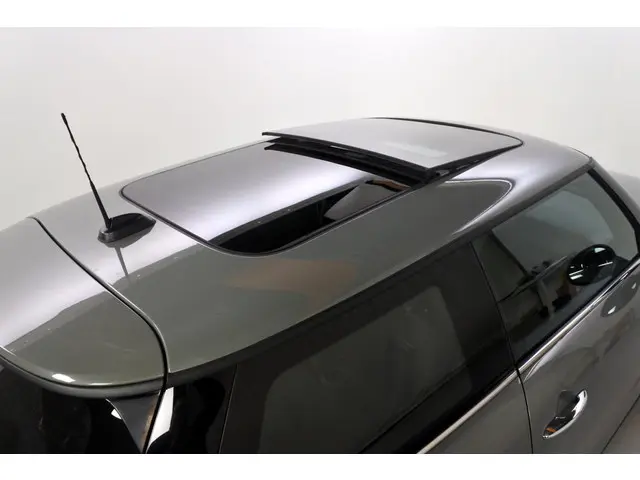 MINI One Mini 102pk BNS 2017 Benzine 9