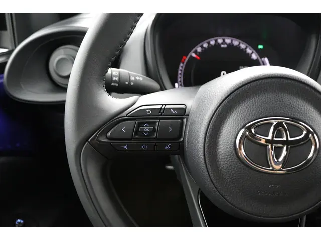 Toyota Aygo X 1.0 VVT-i MT Play 2024 Benzine 19