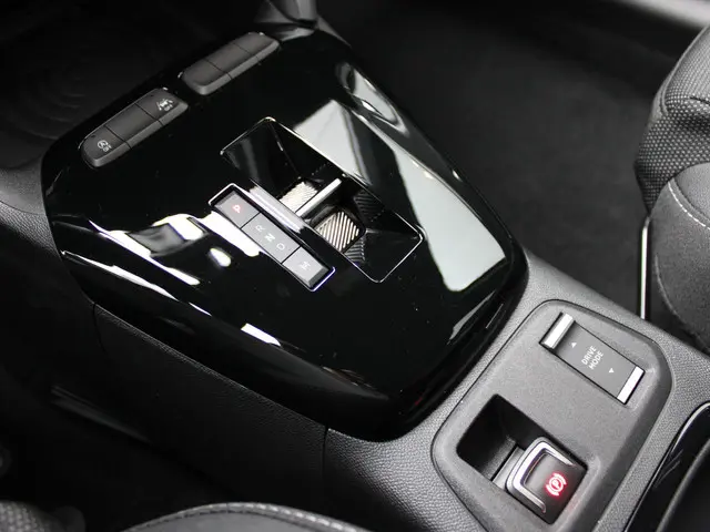 Opel Corsa 1.2 Turbo Hybrid GS 2025 Hybride Benzine 22