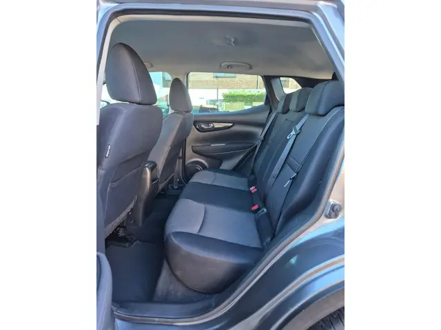 Nissan QASHQAI 1.2 Acenta 2014 Benzine 17