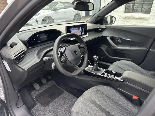 Peugeot 2008 1.2 Turbo 100 PK Allure 2023 Benzine 10