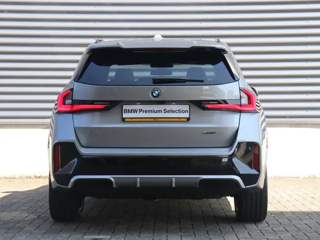 BMW iX1 eDrive20 2025 Elektrisch 4