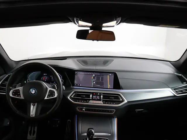 BMW X5 xDrive45e High Executive 2022 Hybride Benzine 3