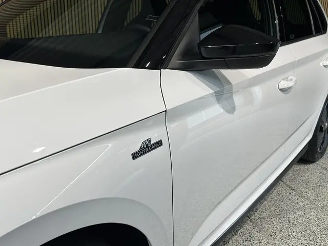Škoda Kamiq 1.0 TSI Monte Carlo 2024 Benzine 3
