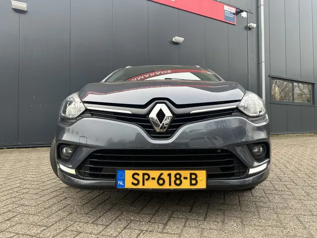 Renault Clio 0.9 TCe Limited | Trekhaak | Navi 2018 Benzine 3