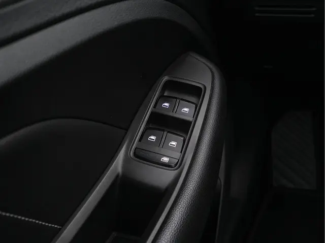 MG ZS-EV Luxury 45 kWh 2019 Elektrisch 22
