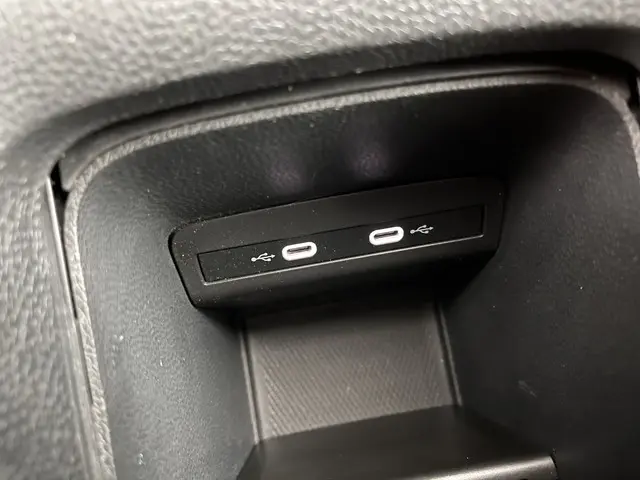 Volkswagen ID.3 First Plus 58 kWh [ 3-Fase ] 2020 Elektrisch 18