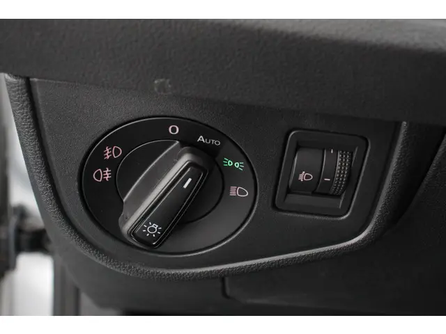 Volkswagen Polo 1.0 TSI 110pk Highline 2021 Benzine 14