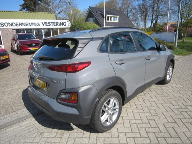 Hyundai Kona 1.0 T-GDI Comfort navi 2020 Benzine 4