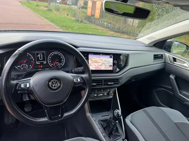 Volkswagen Polo 1.0 TSI Beats 2018 Benzine 21