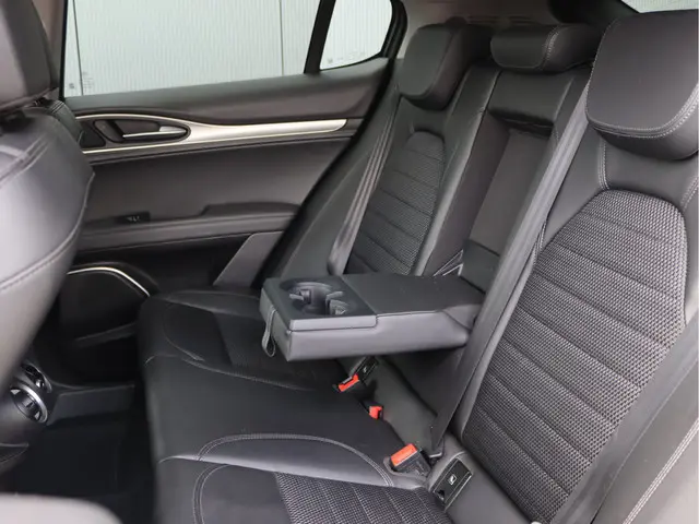 Alfa Romeo Stelvio 2.0 T AWD 2018 Benzine 25
