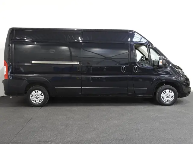 Peugeot Boxer 165PK L3H2 Premium 2021 Diesel 7
