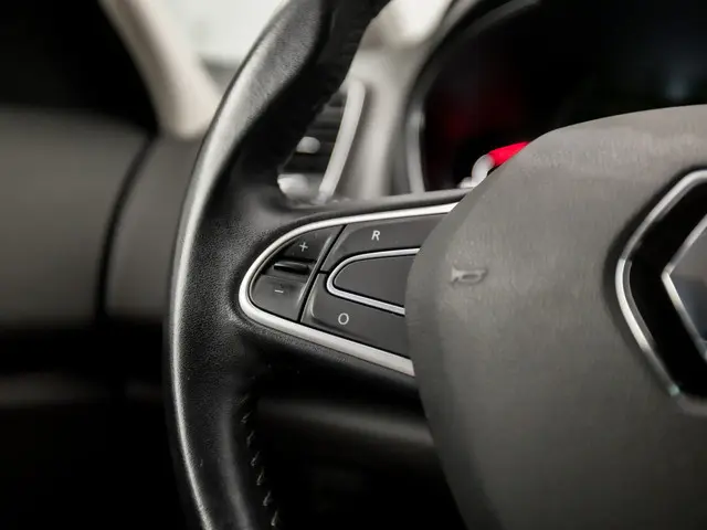 Renault Scénic 1.2 TCe Sport 2017 Benzine 19