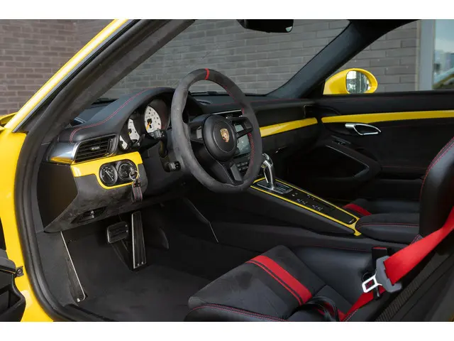 Porsche 911 4.0 GT3 2018 Benzine 3