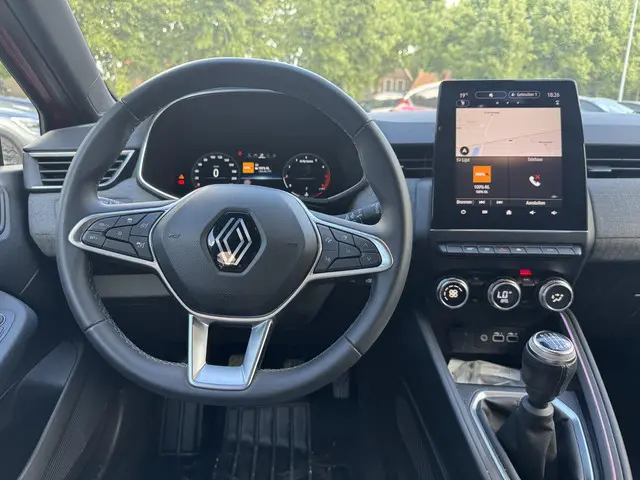 Renault Clio 1.0 TCe 90 GPF techno 2024 Benzine 14