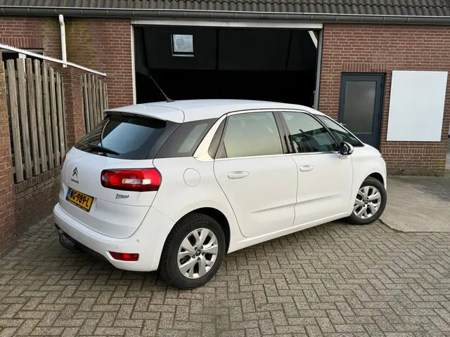 Citroën C4 Picasso 1.2 PureTech Intensive 2016 Benzine 7